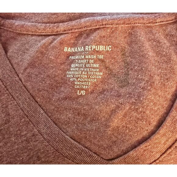 Banana Republic Premium Wash V-Neck Purple Heathered Size Large - Picture 3 of 3